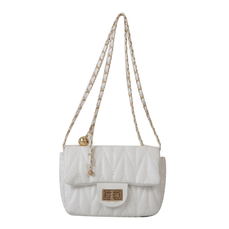 Chain Crossbody Quilted - Женская стеганая сумка через плечо из