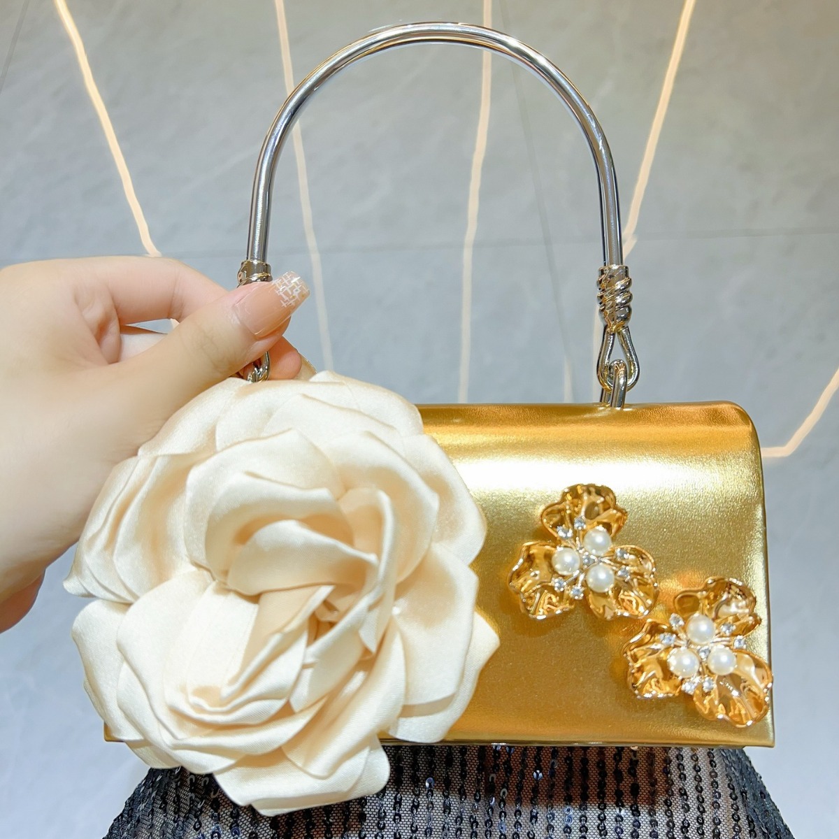 Luxury Bags White - Роскошный золотой 3D цветочный клатч, женский