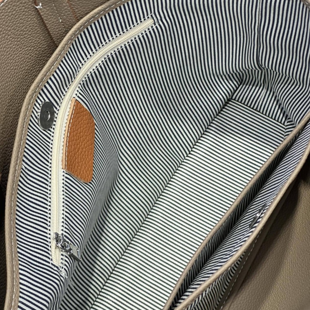 Внутри и снаружи контрастные ц – обзор и цена Quiet Luxury Bags Tote