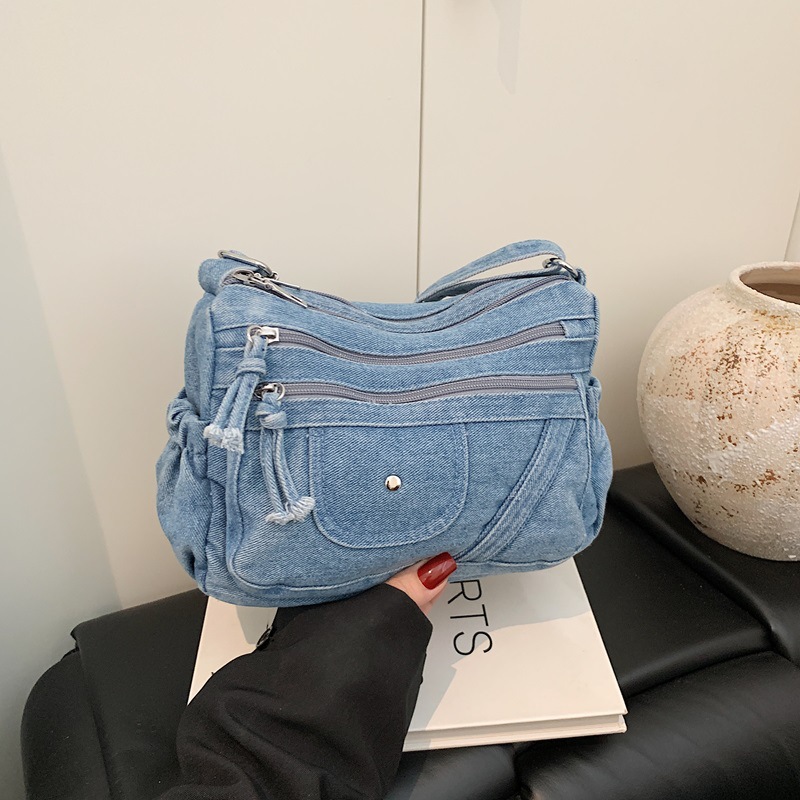 Сумка-рюкзак из синего денима  – обзор и цена Luxury Bags Vip