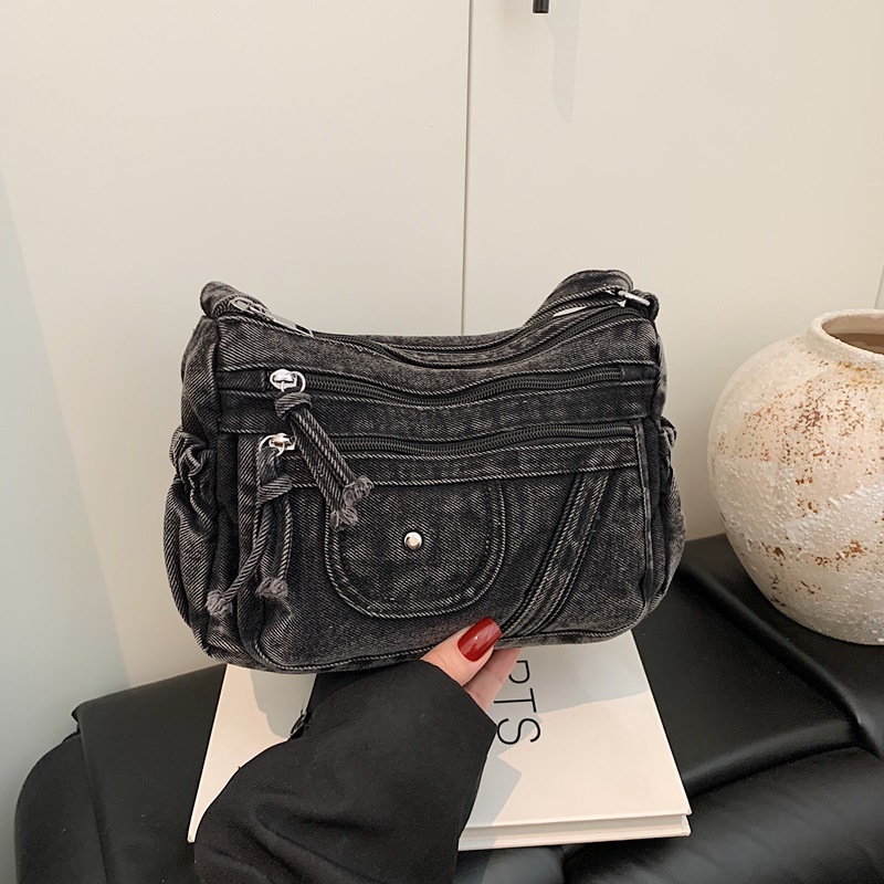 Сумка-рюкзак из синего денима  – обзор и цена Luxury Bags Vip