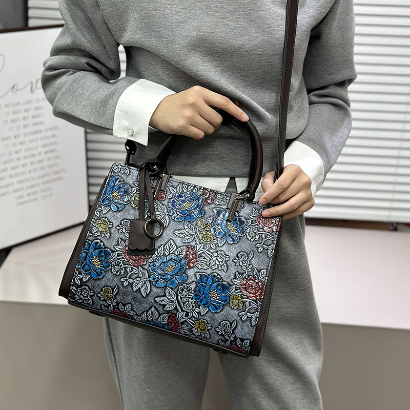Винтажная сумка-тоут с 3D-тисн – обзор и цена Quiet Luxury Bags Tote