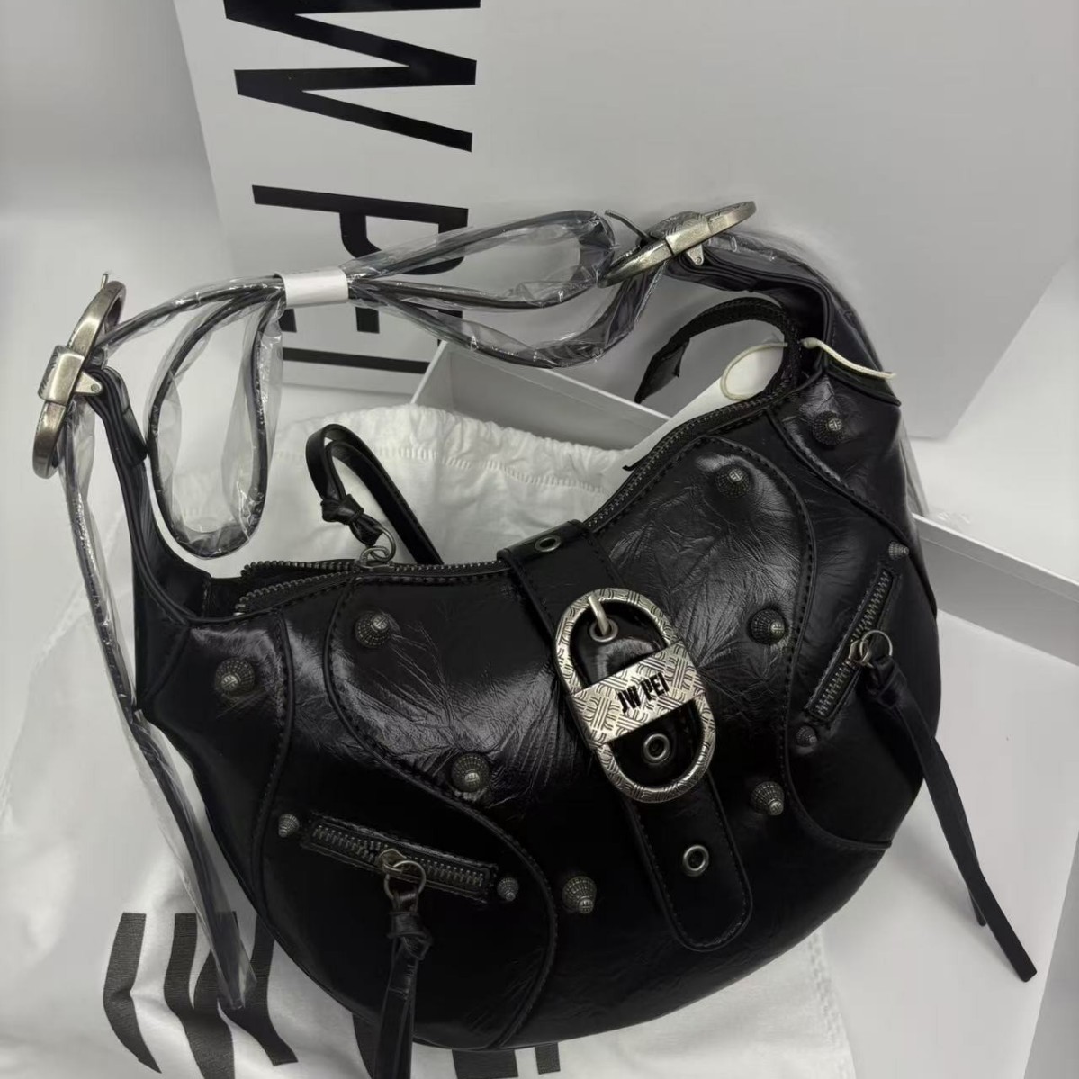 Сумка JW PEI Bull Horn TESSA,  – обзор и цена Luxury Bags White