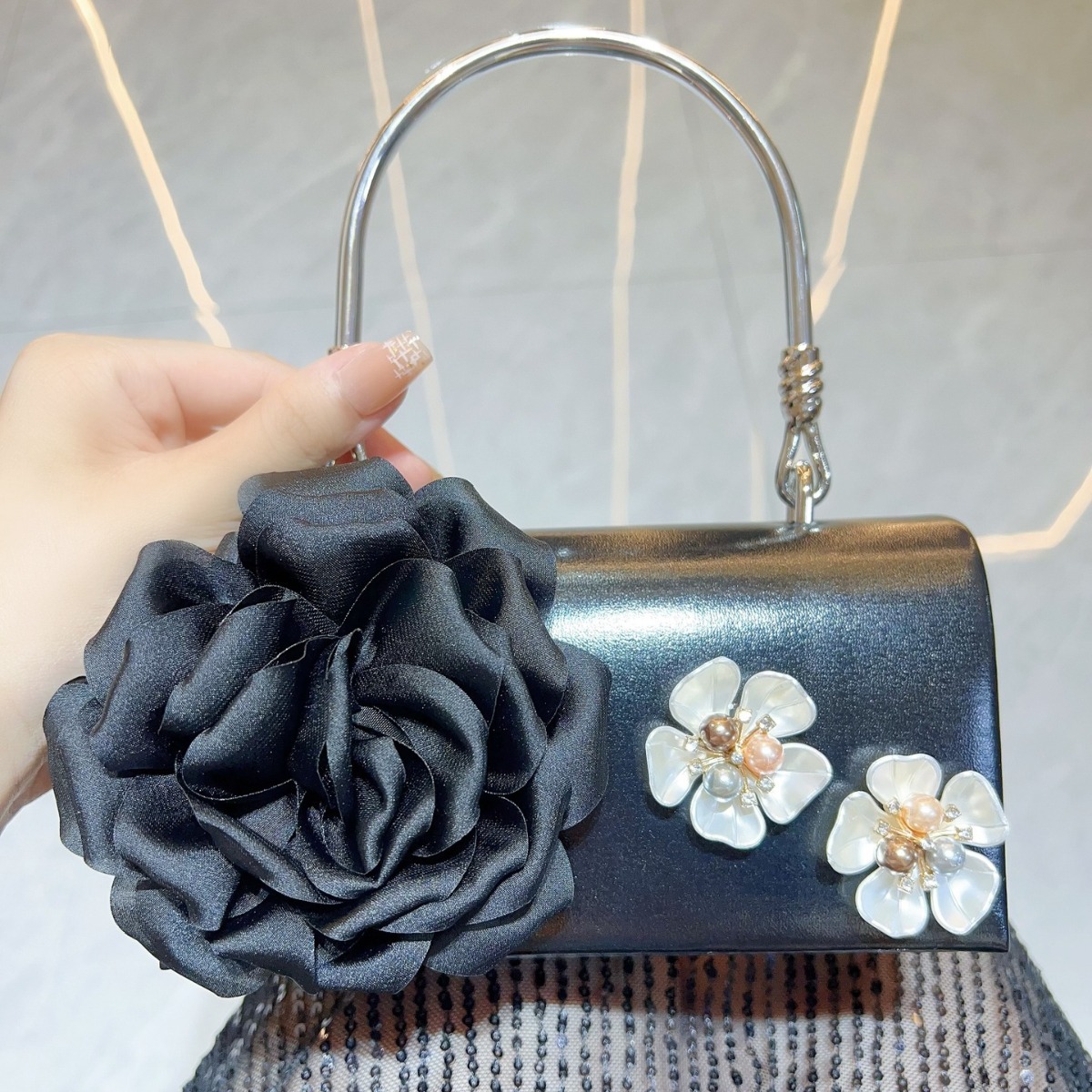 Роскошный золотой 3D цветочный – обзор и цена Luxury Bags White