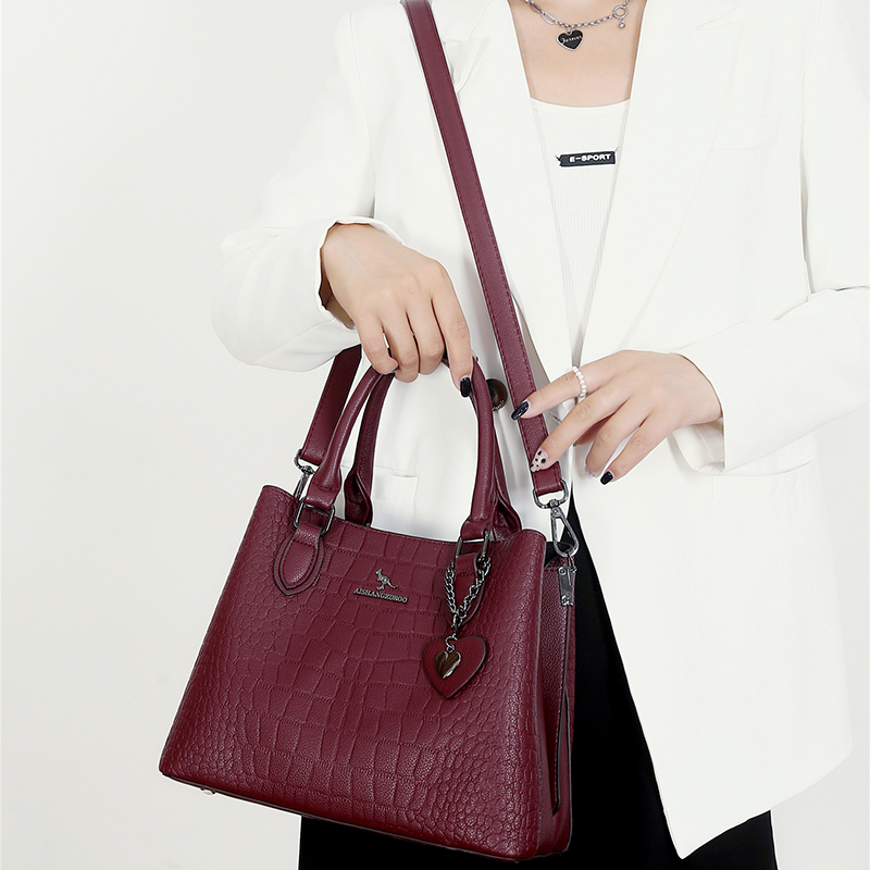Натуральная брендовая кожа 3-с – обзор и цена Luxury Bags Louis Vuitton