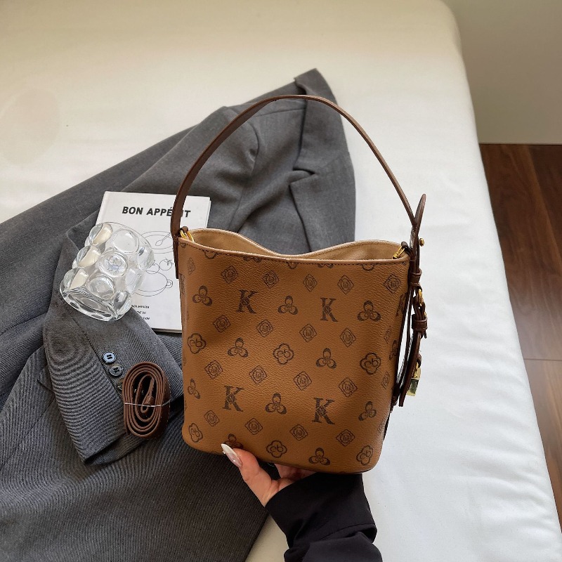 Новая модная сумка-ведро в сти – обзор и цена Luxury Bags Sale